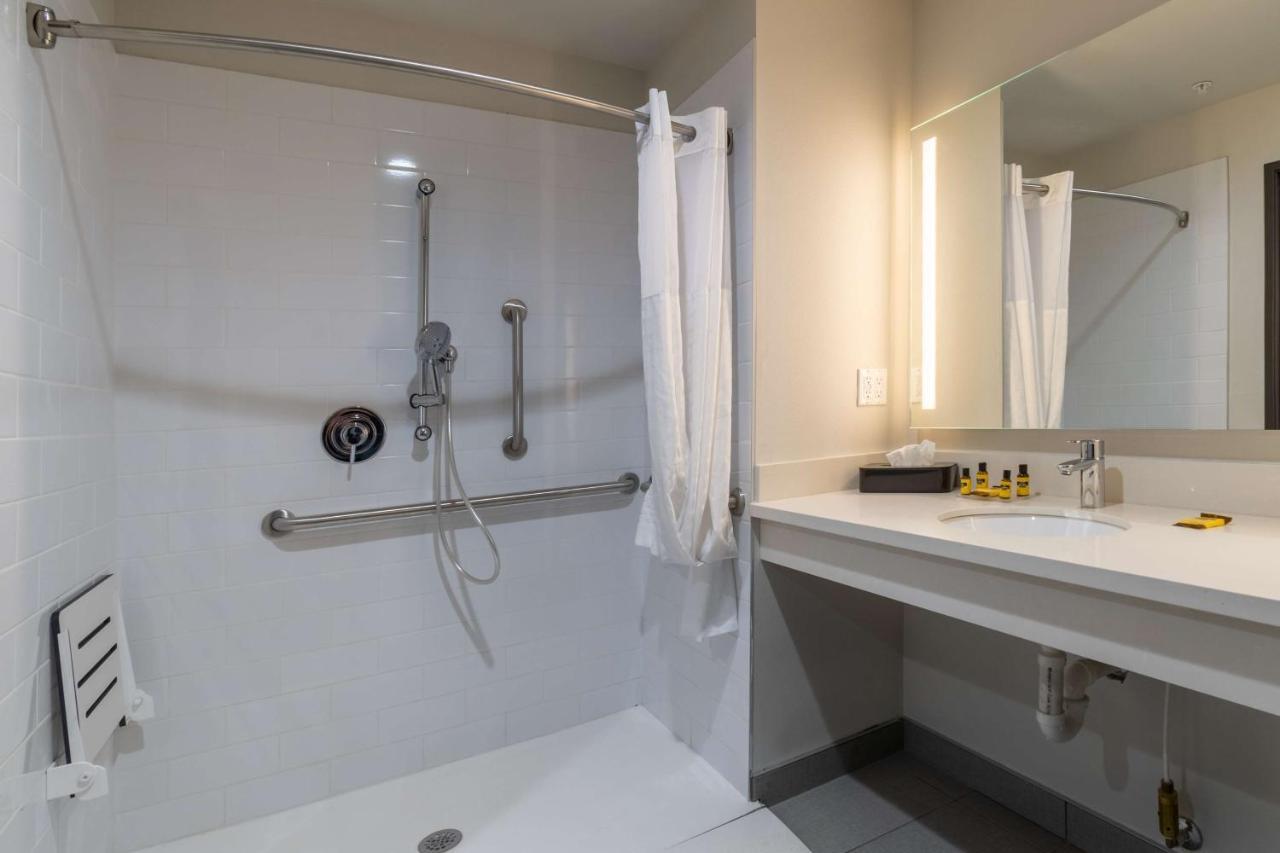 Best Western Plus Tacoma Hotel ภายนอก รูปภาพ